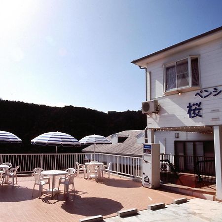 איזו Sea Side Pension Sakuraya מראה חיצוני תמונה